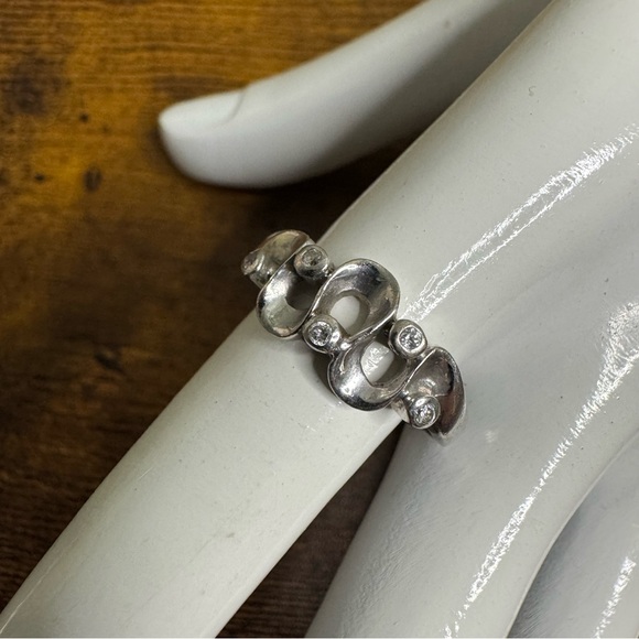 Vintage Jewelry - Sterling Silver Wavy Ring with Bezel CZ Stones size 9 Hallmarked 925